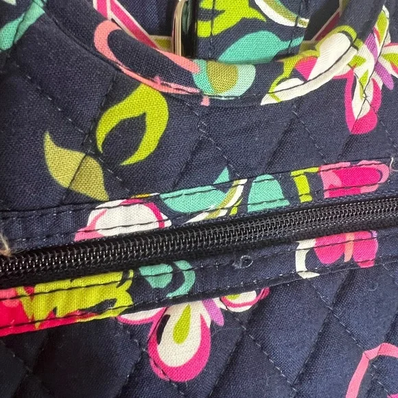 NWT Vera Bradley Navy Floral Quilted Hanging Organizer Cosmetic Makeup Jewelry - Picture 13 of 13